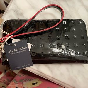 Arcadia NWT wristlet multi pockets wallet